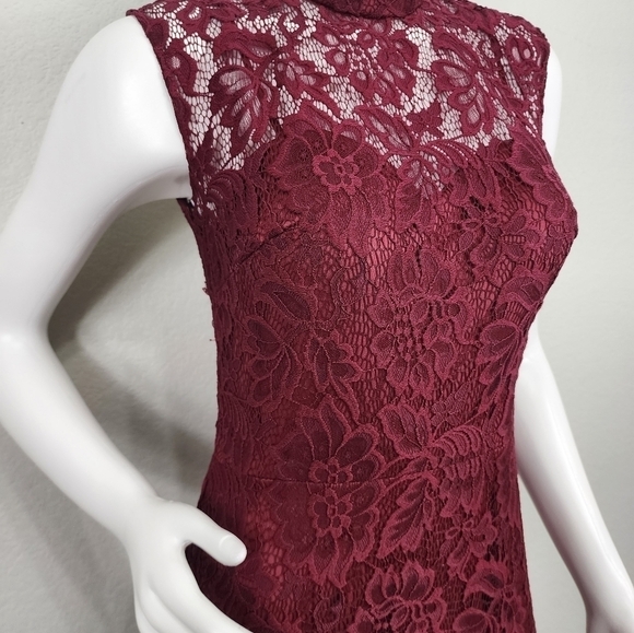 NWT Betsy & Adam Mock Open-Back Burgandy Lace Gown Size 10 - Picture 13 of 15